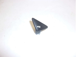 BOUTON OUVERTURE COFFRE FORD FOCUS REF:98AG19B514BE / D3L0A