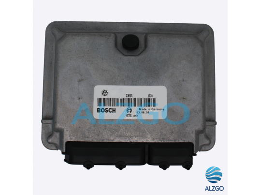 CALCULATEUR VOLKSWAGEN / SEAT M 3.8.3 REF: 071906018K / 0261206175